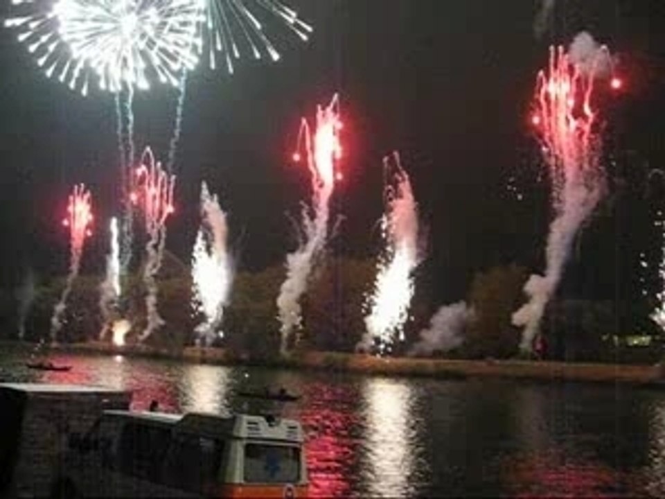 Feu d'artifice (extraits) Festival de Loire Orléans 2007