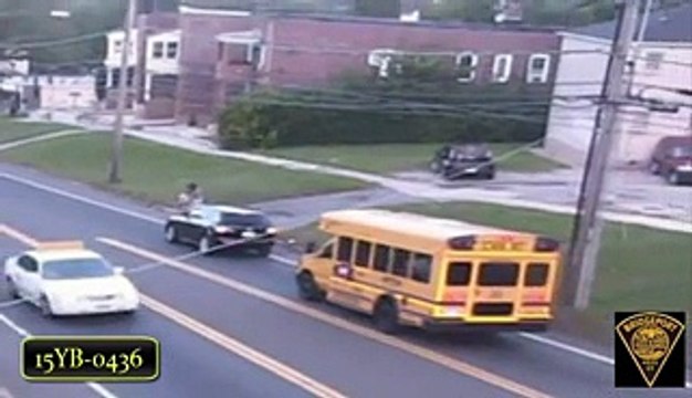 Girl escapes from kidnappers