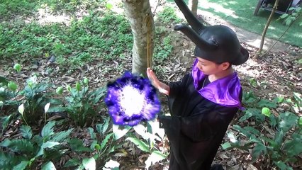 Frozen Elsa vs JOKER POO AND FART PRANK w/ Spiderman & hulk Maleficent Thor SuperHero Movi