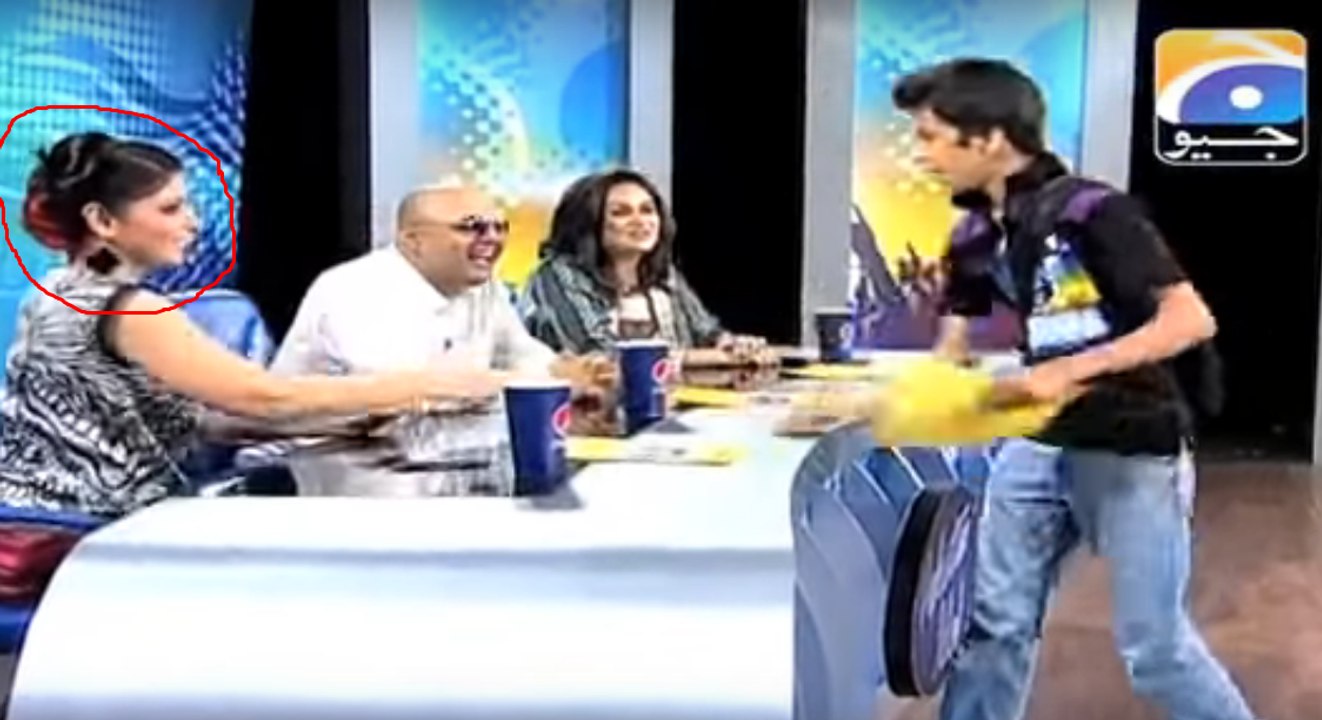 Amazing telented boy in Pakistan Idol ,interesting reaction of judges