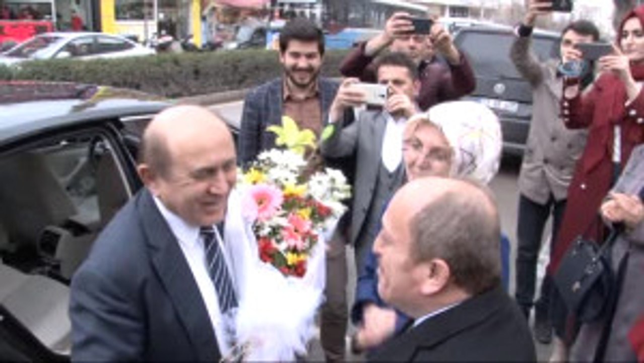 AK Parti Milletvekili Burhan Kuzu; "Türkiye'nin Geldiği Nokta Başkanlık Modelini Gerekli Kılıyor"