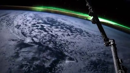 Is there a pot of gold at the end of a green aurora? Not sure, but these green lights are perfect for #StPatricksDay