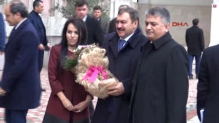 Balıkesir Bakan Eroğlu, Balıkesir'in Ilçelerinde