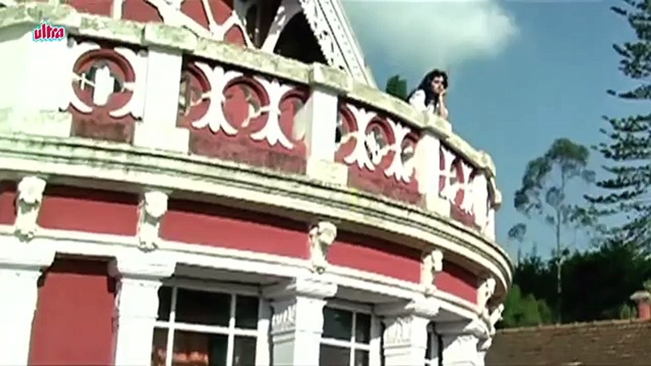 Mujhe-Neend-Na-Aaye---Madhuri-Dixit-Aamir-Khan-Dil-Romantic-Song