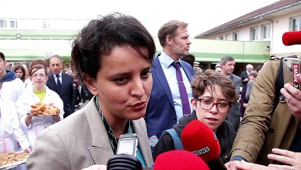 Najat Vallaud-Belkacem en visite au collège Argote d'Orthez