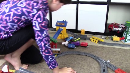 Thomas the Tank Engine - Trackmaster Toby toy UNBOXING Playtime-3SWe4tJ5hRQ