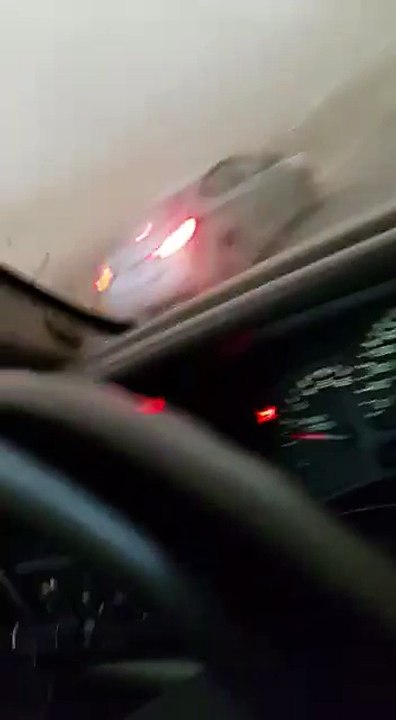 منظر مهيب رياح شديدة جدا في محافظة الحناكية - السعودية