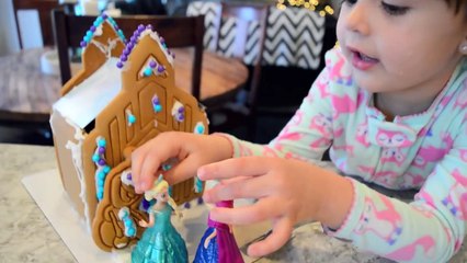 Bad Baby Santa Gingerbread House Fail - Toy Freaks Out!!-XK3bIexoaSM