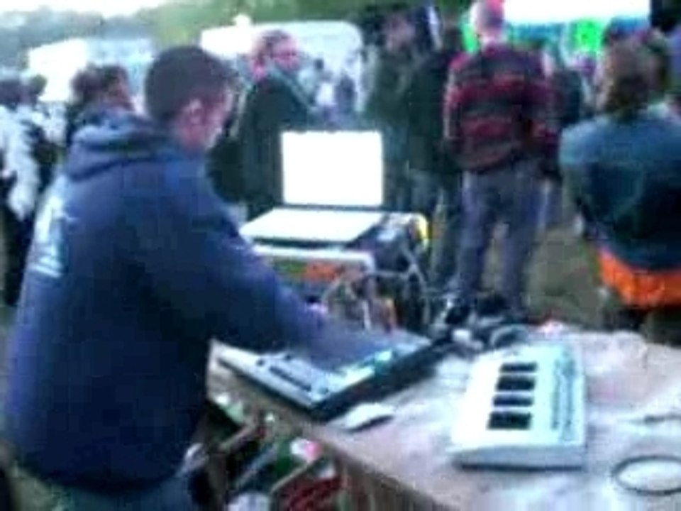 woxo_la grande parade des guignols de foire