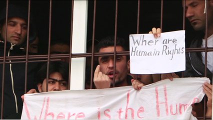 قانون مجري يسمح باحتجاز اللاجئين