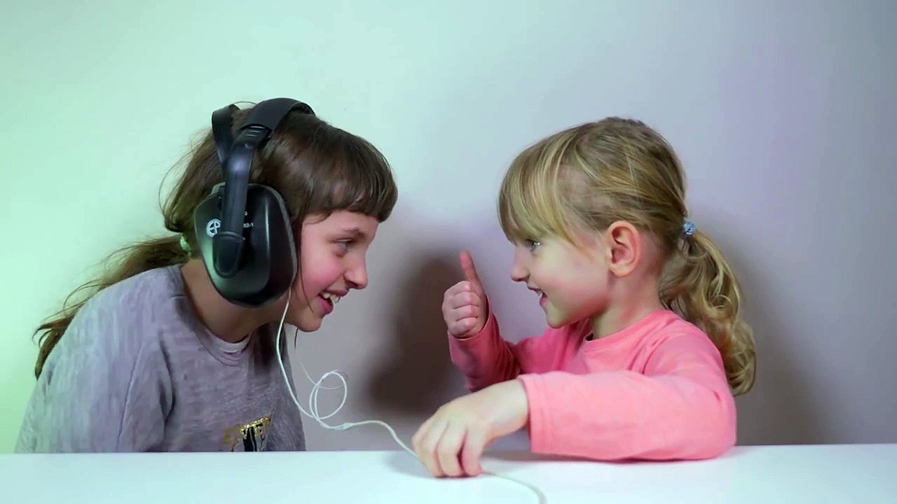 WHISPER CHALLENGE EN FAMILLE • Studio Bubble Tea Challenge-hIpRpSNH0ds