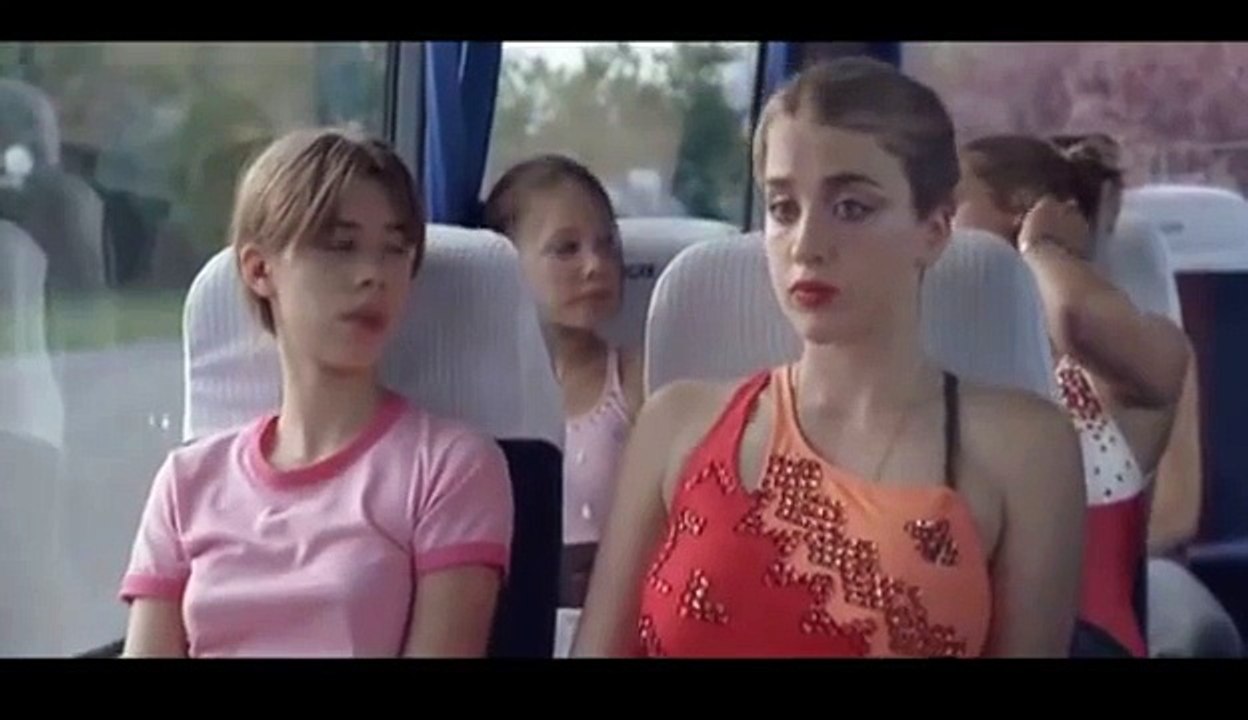 The Swimming Pool _ Full Length Movie Sub Eng _ Esp04