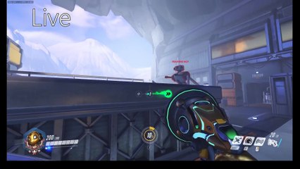 Overwatch: A comparison for those confused about what "Alternate fire now considers vertical orientation" in Lucio's patch notes means