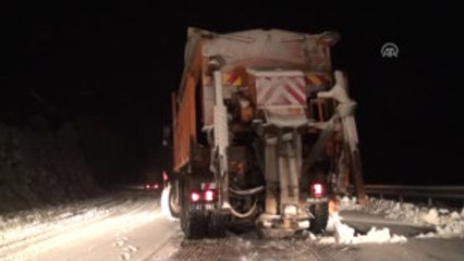 Kar Yağışı Ulaşımda Aksamalara Neden Oldu