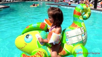 Water Playground Fun and Magic Gelli Baff in Giant Pool Princess