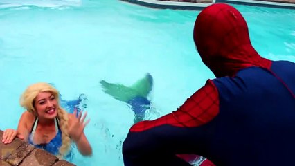 Скачать видео: Frozen Elsa's POOL UNICORN! w_ Spiderman Pink Spidergirl Joker Princess Anna Batman Superhero Fun-5pVz