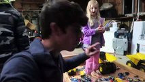 Toy Trucks Clean Up Legos-XNwX