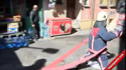 İstanbul Beyoğlu'nda ev yangını: 3 çocuk hayatını kaybetti