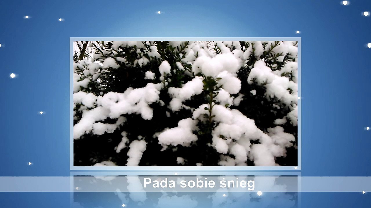 Pada sobie śnieg