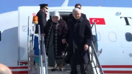 Başbakan Halkı Selamladı