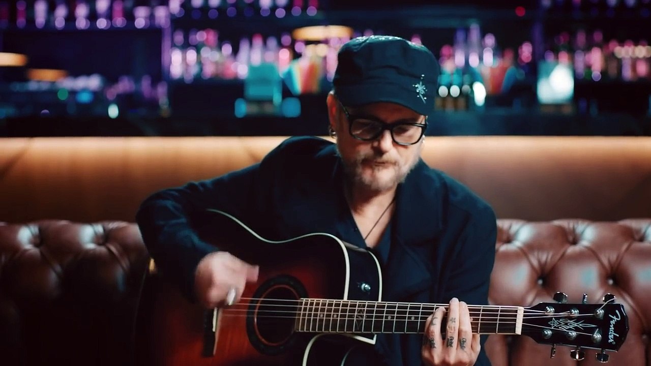 Harun Kolçak feat. Tan - Gitme Seviyorum