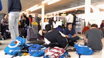 Des musiciens improvisent un concert de jazz à la suite d'une attaque terroriste à l'aéroport d'Orly