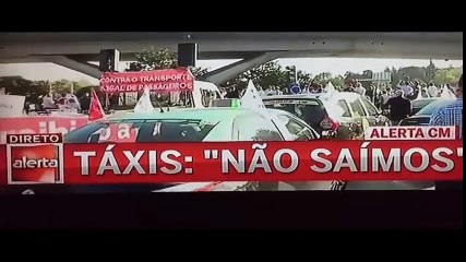 Homem atira-se de ponte na manifestação dos taxistas