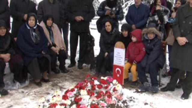 Şehit Eşi Esra Yıldırım: Seni Kalbime, Kalbimi Toprağa Gömdüm