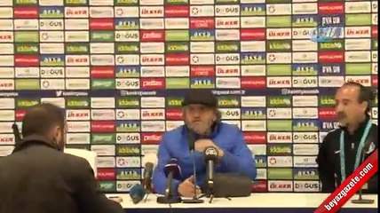 Mustafa Reşit Akçay istifa etti