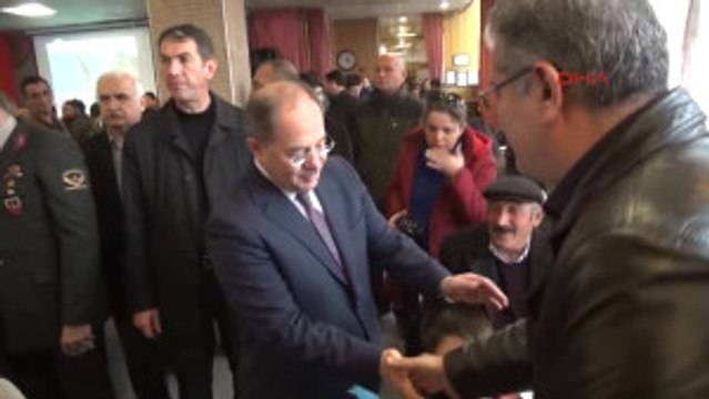 Erzurum - Bakan Akdağ Bir Şehit Yeğeni Ile Asker Selamı Verdi