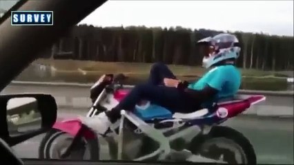 【閲覧注意】キチガイがひったくりこの後予想外の結果に・・