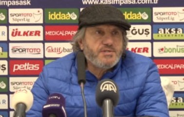 Mustafa Reşit Akçay, Istifa Etti