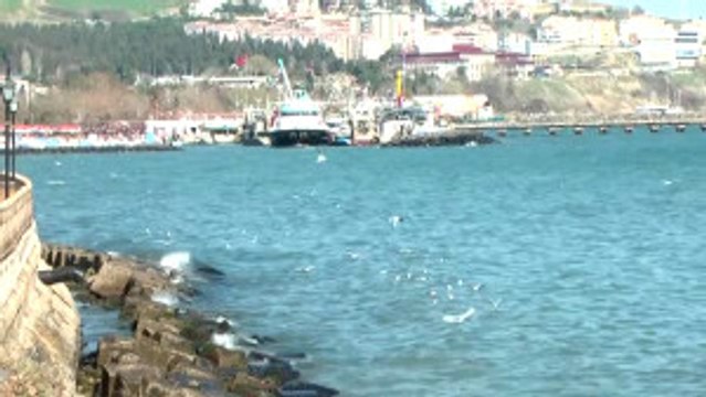 Marmara Denizi'nde Ulaşıma Lodos Engeli