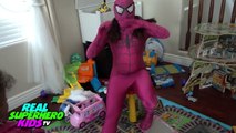 PINK SPIDERGIRL is PREGNANT   Sick vs BABY SPIDEY Doctor Baby SPIDERMAN Superhero Fun