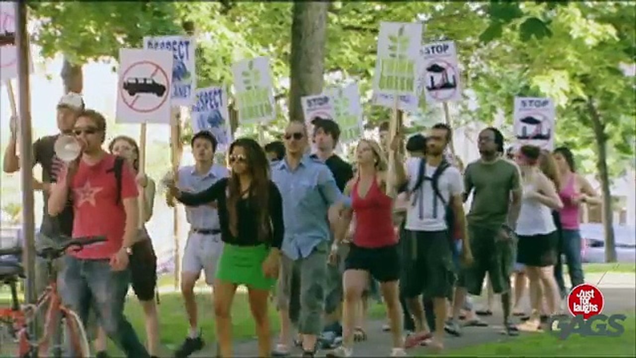 Sexy Car Washers, Nuns and Wet Paint - Throwback Thursday
