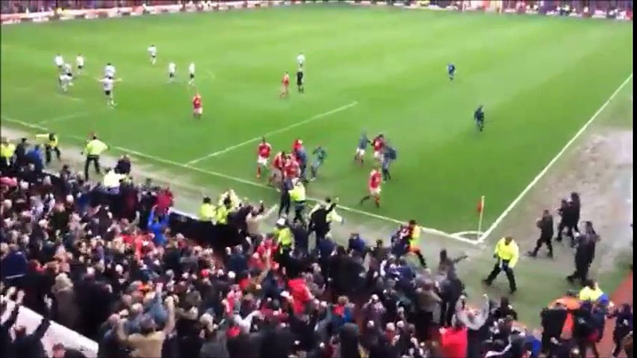 Amazing Celebration After Daniel Pinillos' 94th Minute Equalizer vs Derby!