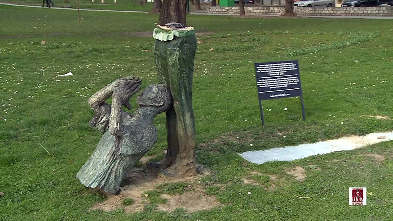 Uništena skulptura oca Rame koji doziva sina Nermina