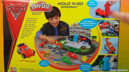 Play Doh Cars 2 Mold N Go Speedway Mater and Lightning McQueen Play-Doh Tractor Pies