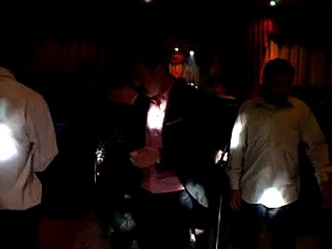 Azer Bülbül -} Oy akşamlar akşamlar (canlı)