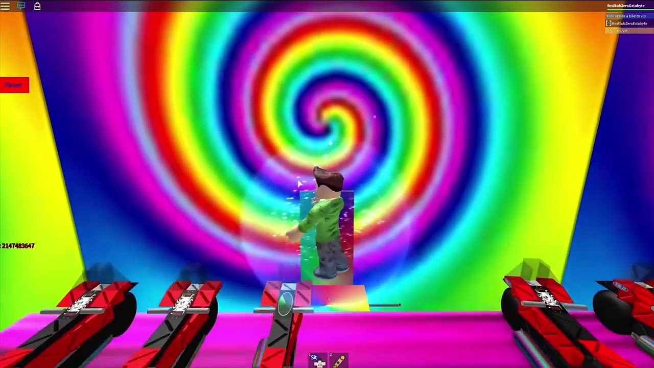 SLIDE DOWN A RAINBOW IN A BOX! (Roblox Rainbow Slide)-mFgjH6wBFP0