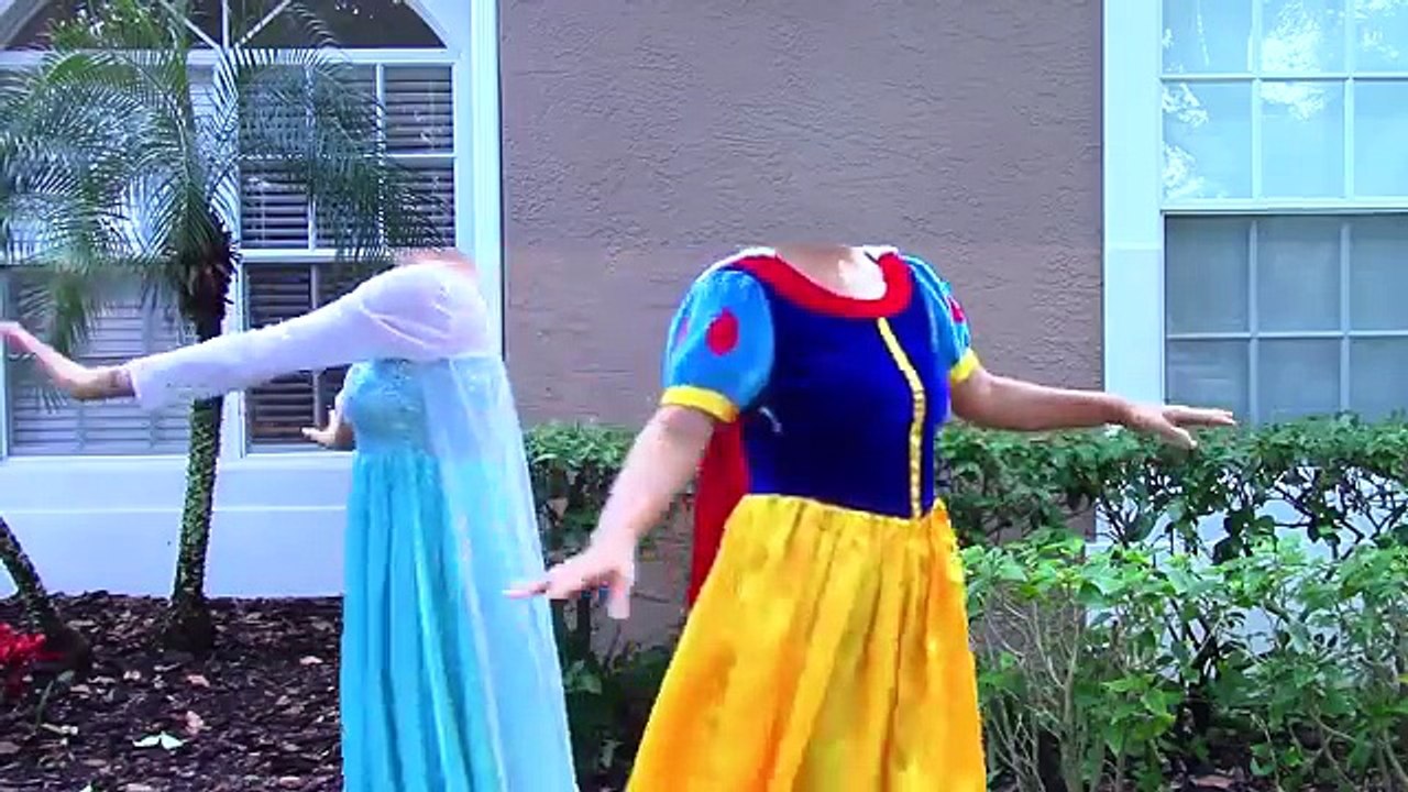 なりきりCrying Baby Pink Spidergirl vs Godzilla, Joker, Zombie w  Snow White, Frozen Elsa, Elsa Babyby