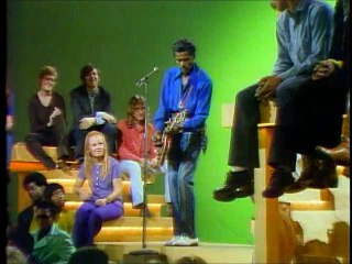 CHUCK BERRY - 1969 - "Roll Over, Beethoven / Johnny B. Goode"
