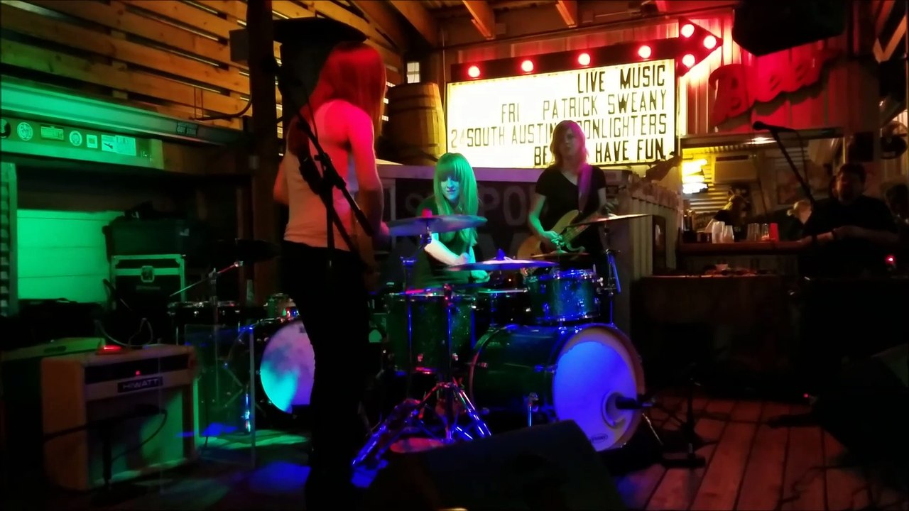 Katy Guillen & The Girls - Baby Please Don't Go - 17 Mar 17