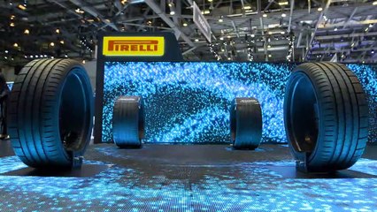 Le Pirelli Connesso est connecté grâce à un capteur intégré