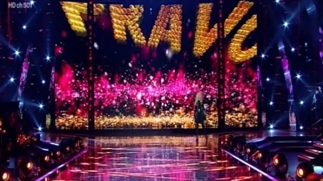 Patty Pravo partecipa a standing ovation