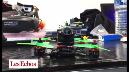 Une course de drones sur le Parvis de l'Hôtel de Ville à Paris