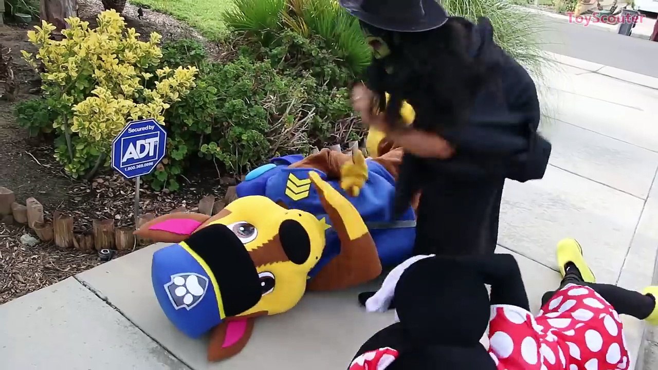 Why is Paw Patrol Chase Kissing Minnie? w/ Jealous Mickey Mouse, The Witch & Joker in Real