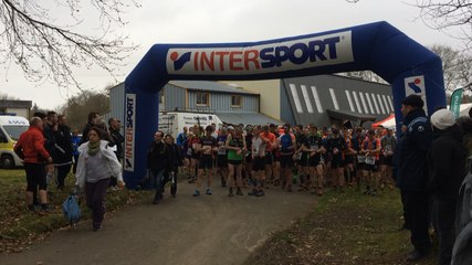 Environ 700 coureurs à la Loco du Trieux