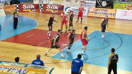 Έσπερος Λαμίας-Σαντορίνη 112-104