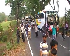 Kecelakaan Tragis di Antara Bus malam dengan Sepeda Motor
